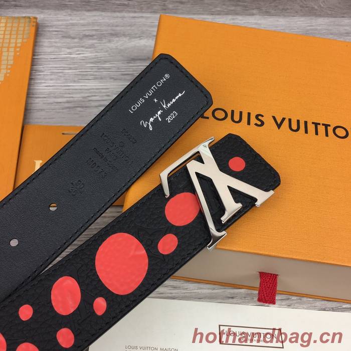 Louis Vuitton Belt 40MM LVB00211